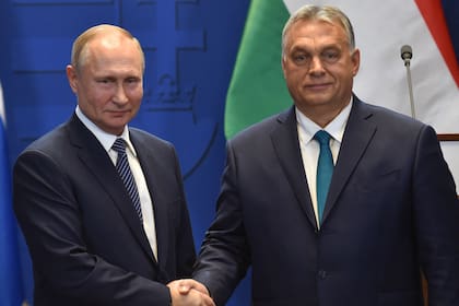 Putin y su homólogo húngaro, Viktor Orbán