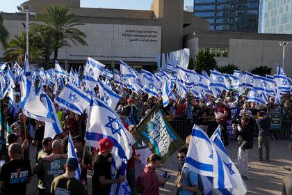 Reservistas  protestan contra la reforma judicial planeada por Netanyahu, en Tel Aviv, Israel, en julio de 2023