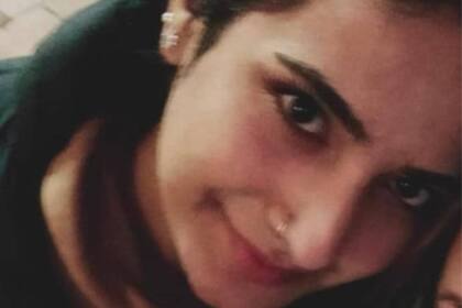 Saman Abbas, una joven pakistaní de 18 años que vivía en Italia, desapareció tras negarse a casarse con un primo; la justicia cree que la asesinaron sus familiares