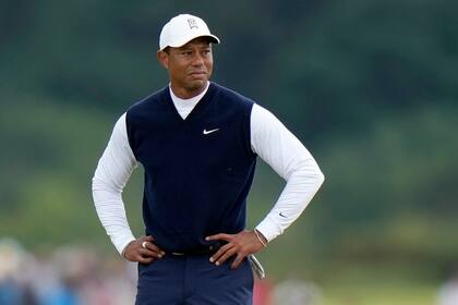 Tiger Woods en el 11mo hoyo de la primera ronda del Abierto Británico, en St. Andrews, Escocia, el 14 de julio de 2022. (AP Foto/Alastair Grant, archivo)