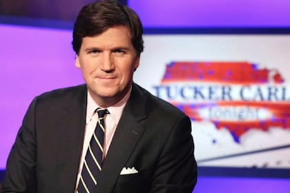 Tucker Carlson fue despedido de Fox News