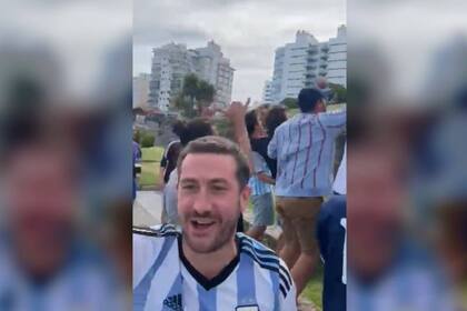 Un particular canto de hinchas argentinos llamó la atención de los medios británicos